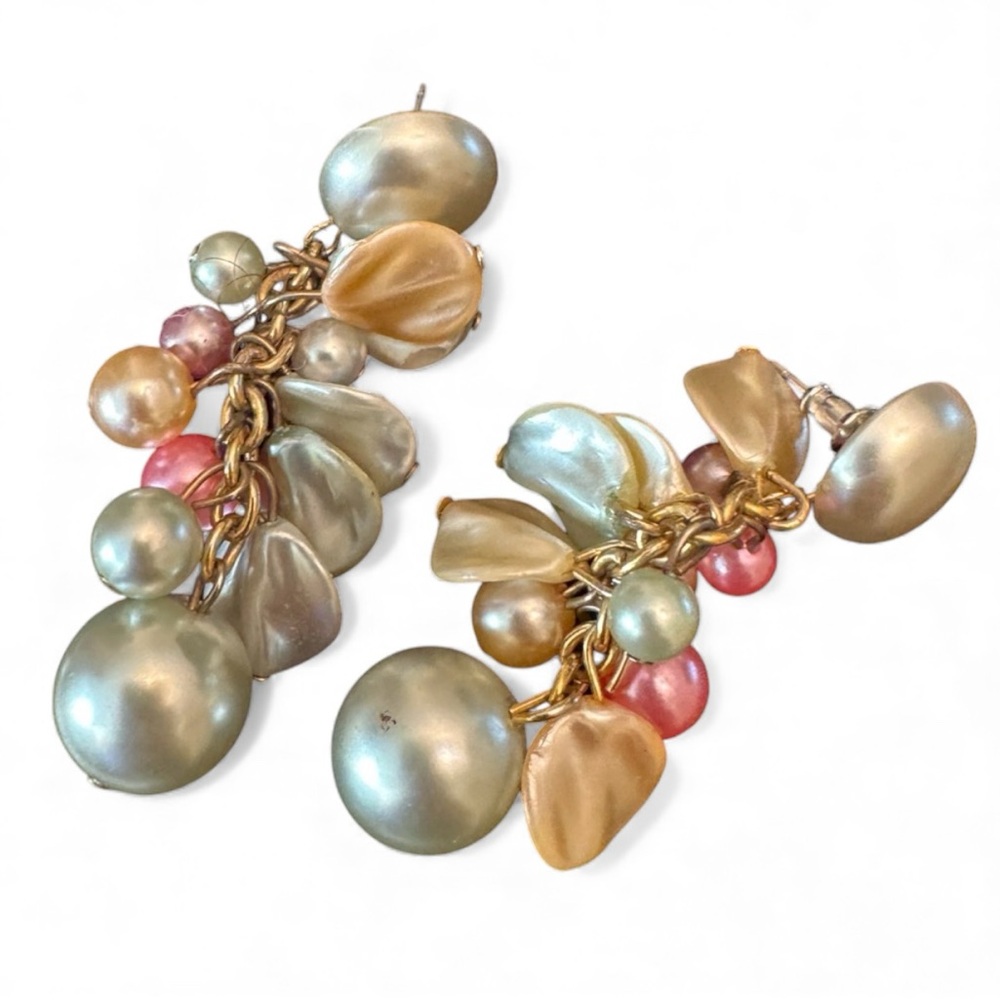 Elegant Pearl Cluster Earrings EUC
